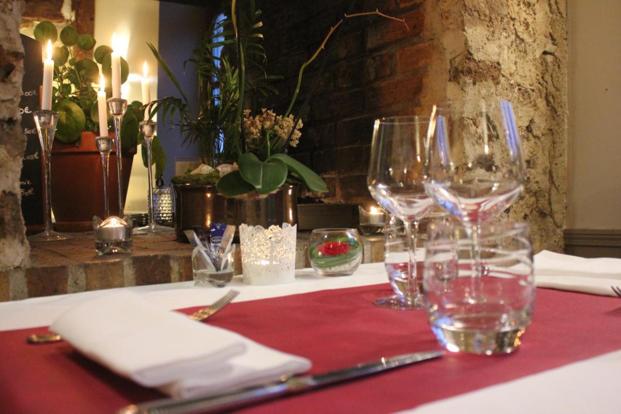 Logis & Restaurant - Le Manoir De Sauvegrain Hotel